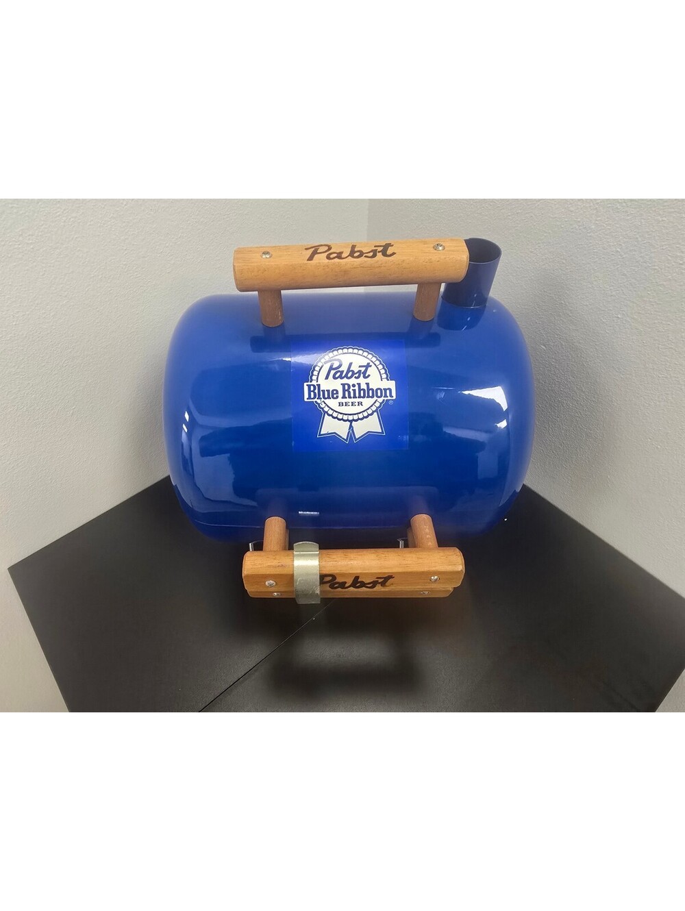 Vintage Pabst Blue Ribbon PBR Grill & Beer Cooler Set